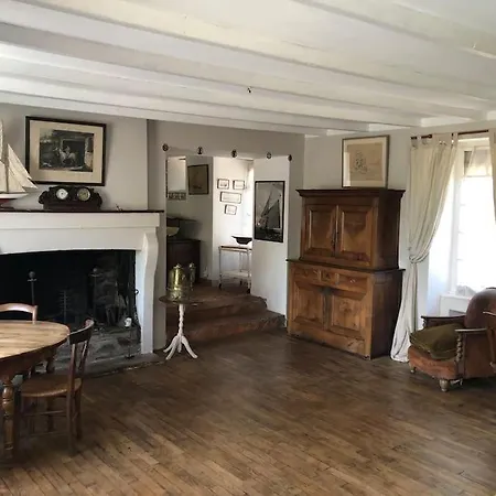 Maison De Charme Avec Piscine *